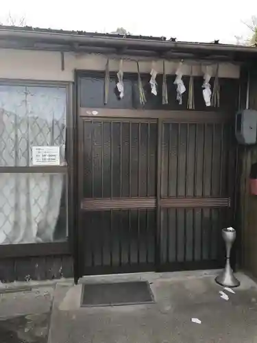 餘子神社の建物その他