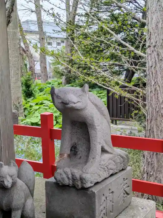 亀田八幡宮の{uncategorized: "未分類", other: "その他", undefined: "問題あり", building: "その他建物", grave: "お墓", sacred_gate: "鳥居", guardian: "狛犬", statue: "像", buddha: "仏像", history: "歴史", nature: "自然", garden: "庭園", animal: "動物", pagoda: "塔", temizu: "手水舎", mountain_gate: "山門・神門", sanctuary: "本殿・本堂", subordinate: "末社・摂社", art: "芸術", scenery: "景色", jizo: "地蔵", ema: "絵馬", goshuin: "御朱印", omikuji: "おみくじ", items: "授与品その他", amulet: "お守り", goshuincho: "御朱印帳", eats: "食事", festival: "お祭り", votive_dance: "神楽", shichigosan: "七五三参", wedding: "結婚式", experience: "体験その他", initially: "初詣", around: "周辺", anti_infection: "感染症対策"}