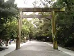 熱田神宮の鳥居