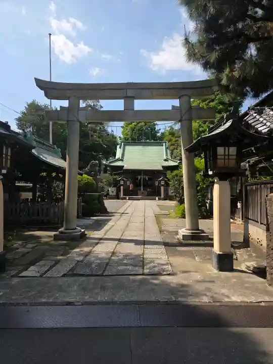 高円寺天祖神社の{uncategorized: "未分類", other: "その他", undefined: "問題あり", building: "その他建物", grave: "お墓", sacred_gate: "鳥居", guardian: "狛犬", statue: "像", buddha: "仏像", history: "歴史", nature: "自然", garden: "庭園", animal: "動物", pagoda: "塔", temizu: "手水舎", mountain_gate: "山門・神門", sanctuary: "本殿・本堂", subordinate: "末社・摂社", art: "芸術", scenery: "景色", jizo: "地蔵", ema: "絵馬", goshuin: "御朱印", omikuji: "おみくじ", items: "授与品その他", amulet: "お守り", goshuincho: "御朱印帳", eats: "食事", festival: "お祭り", votive_dance: "神楽", shichigosan: "七五三参", wedding: "結婚式", experience: "体験その他", initially: "初詣", around: "周辺", anti_infection: "感染症対策"}