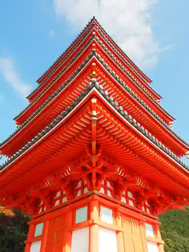 総本山　本福寺の塔