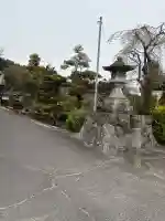 華蔵寺の{uncategorized: "未分類", other: "その他", undefined: "問題あり", building: "その他建物", grave: "お墓", sacred_gate: "鳥居", guardian: "狛犬", statue: "像", buddha: "仏像", history: "歴史", nature: "自然", garden: "庭園", animal: "動物", pagoda: "塔", temizu: "手水舎", mountain_gate: "山門・神門", sanctuary: "本殿・本堂", subordinate: "末社・摂社", art: "芸術", scenery: "景色", jizo: "地蔵", ema: "絵馬", goshuin: "御朱印", omikuji: "おみくじ", items: "授与品その他", amulet: "お守り", goshuincho: "御朱印帳", eats: "食事", festival: "お祭り", votive_dance: "神楽", shichigosan: "七五三参", wedding: "結婚式", experience: "体験その他", initially: "初詣", around: "周辺", anti_infection: "感染症対策"}