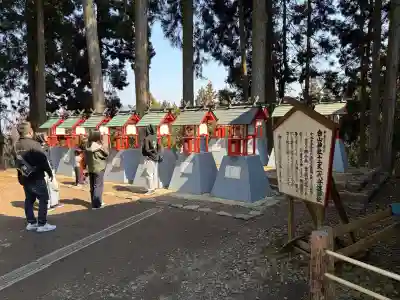 白山神社の{uncategorized: "未分類", other: "その他", undefined: "問題あり", building: "その他建物", grave: "お墓", sacred_gate: "鳥居", guardian: "狛犬", statue: "像", buddha: "仏像", history: "歴史", nature: "自然", garden: "庭園", animal: "動物", pagoda: "塔", temizu: "手水舎", mountain_gate: "山門・神門", sanctuary: "本殿・本堂", subordinate: "末社・摂社", art: "芸術", scenery: "景色", jizo: "地蔵", ema: "絵馬", goshuin: "御朱印", omikuji: "おみくじ", items: "授与品その他", amulet: "お守り", goshuincho: "御朱印帳", eats: "食事", festival: "お祭り", votive_dance: "神楽", shichigosan: "七五三参", wedding: "結婚式", experience: "体験その他", initially: "初詣", around: "周辺", anti_infection: "感染症対策"}