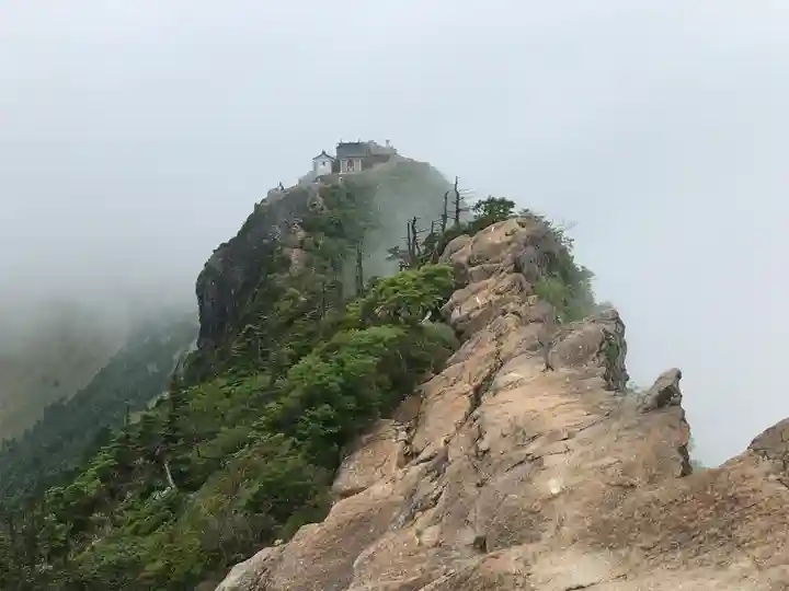 石鎚神社頂上社(愛媛県)