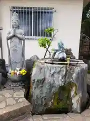 東光寺の手水