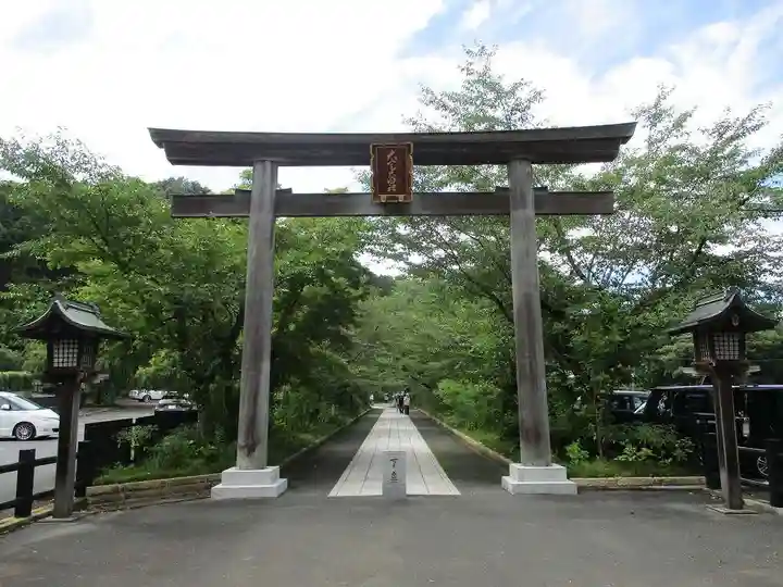 高麗神社の鳥居