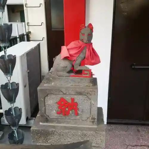 永倉稲荷神社の狛犬