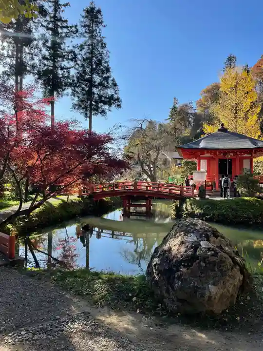 達谷西光寺の末社・摂社