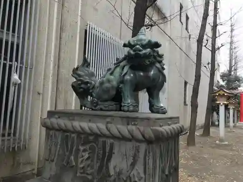 花園神社の狛犬