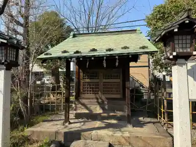 新宿下落合氷川神社の{uncategorized: "未分類", other: "その他", undefined: "問題あり", building: "その他建物", grave: "お墓", sacred_gate: "鳥居", guardian: "狛犬", statue: "像", buddha: "仏像", history: "歴史", nature: "自然", garden: "庭園", animal: "動物", pagoda: "塔", temizu: "手水舎", mountain_gate: "山門・神門", sanctuary: "本殿・本堂", subordinate: "末社・摂社", art: "芸術", scenery: "景色", jizo: "地蔵", ema: "絵馬", goshuin: "御朱印", omikuji: "おみくじ", items: "授与品その他", amulet: "お守り", goshuincho: "御朱印帳", eats: "食事", festival: "お祭り", votive_dance: "神楽", shichigosan: "七五三参", wedding: "結婚式", experience: "体験その他", initially: "初詣", around: "周辺", anti_infection: "感染症対策"}