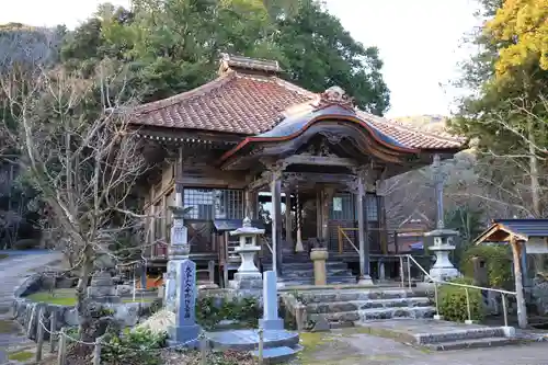 峯寺の本殿