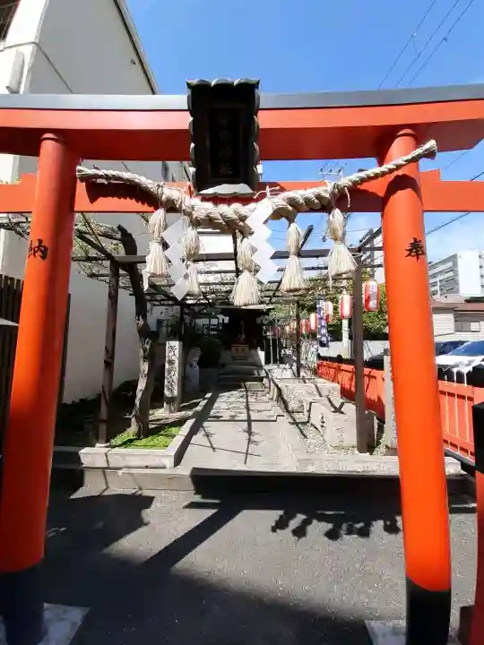 藤之宮 春日神社(野田の藤跡)の{uncategorized: "未分類", other: "その他", undefined: "問題あり", building: "その他建物", grave: "お墓", sacred_gate: "鳥居", guardian: "狛犬", statue: "像", buddha: "仏像", history: "歴史", nature: "自然", garden: "庭園", animal: "動物", pagoda: "塔", temizu: "手水舎", mountain_gate: "山門・神門", sanctuary: "本殿・本堂", subordinate: "末社・摂社", art: "芸術", scenery: "景色", jizo: "地蔵", ema: "絵馬", goshuin: "御朱印", omikuji: "おみくじ", items: "授与品その他", amulet: "お守り", goshuincho: "御朱印帳", eats: "食事", festival: "お祭り", votive_dance: "神楽", shichigosan: "七五三参", wedding: "結婚式", experience: "体験その他", initially: "初詣", around: "周辺", anti_infection: "感染症対策"}