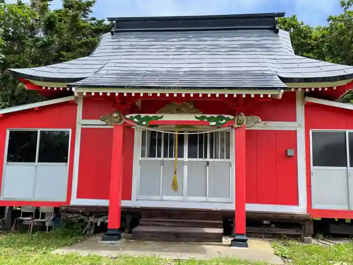 稲荷神社の本殿