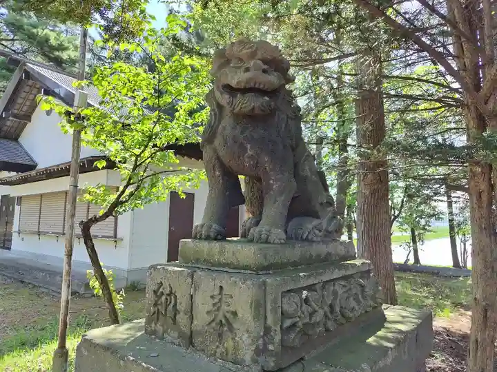 神楽神社の狛犬