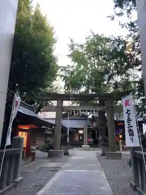 日本橋日枝神社の鳥居