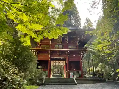 御岩神社の山門・神門