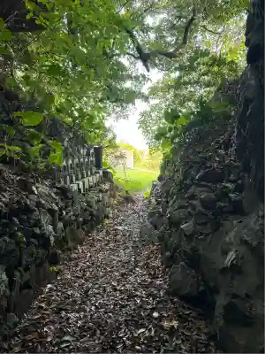 一夜建立の岩屋(高知県)
