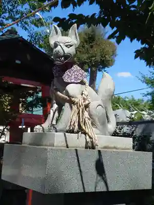塚越稲荷神社の狛犬