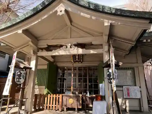 銀杏岡八幡神社の本殿・本堂