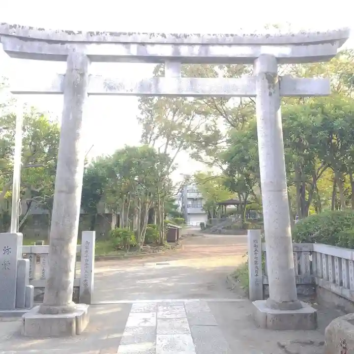 摂社若宮牛嶋神社の鳥居