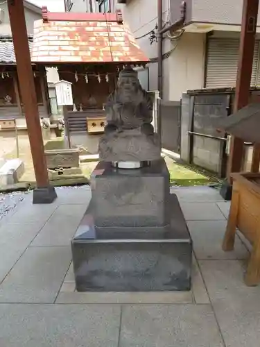 千住神社の像