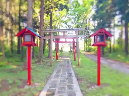 二ツ森稲荷神社の鳥居