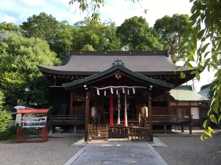 大神神社の本殿・本堂