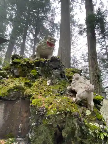 富士山東口本宮 冨士浅間神社の狛犬