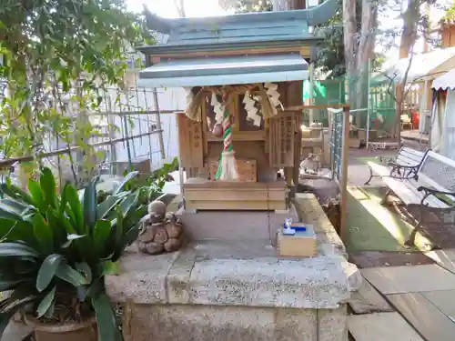 太子堂八幡神社の末社・摂社