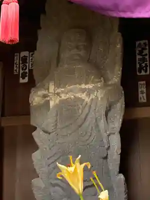 岩窟不動尊（巌窟不動尊／窟堂不動尊／窟堂／岩屋堂）の本殿・本堂