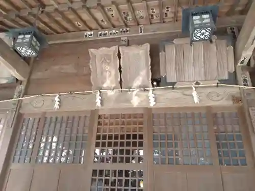 諏訪八幡神社の本殿・本堂