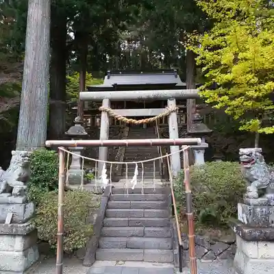 日光大室高龗神社の鳥居