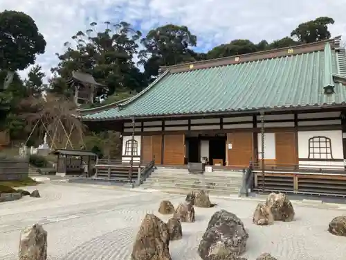 龍雲寺の本殿・本堂