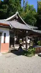 極楽寺の本殿