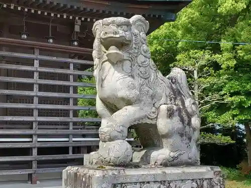 形原神社の狛犬