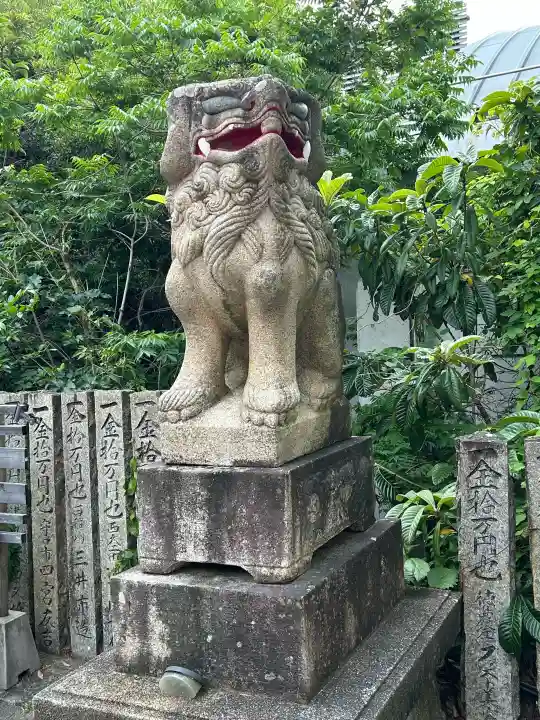 徳島眉山天神社の{uncategorized: "未分類", other: "その他", undefined: "問題あり", building: "その他建物", grave: "お墓", sacred_gate: "鳥居", guardian: "狛犬", statue: "像", buddha: "仏像", history: "歴史", nature: "自然", garden: "庭園", animal: "動物", pagoda: "塔", temizu: "手水舎", mountain_gate: "山門・神門", sanctuary: "本殿・本堂", subordinate: "末社・摂社", art: "芸術", scenery: "景色", jizo: "地蔵", ema: "絵馬", goshuin: "御朱印", omikuji: "おみくじ", items: "授与品その他", amulet: "お守り", goshuincho: "御朱印帳", eats: "食事", festival: "お祭り", votive_dance: "神楽", shichigosan: "七五三参", wedding: "結婚式", experience: "体験その他", initially: "初詣", around: "周辺", anti_infection: "感染症対策"}
