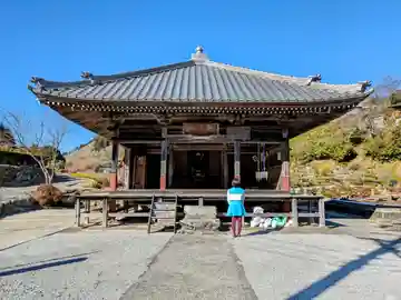 長福寺の本殿・本堂
