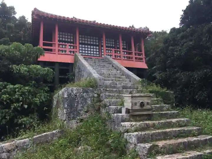 末吉宮の本殿・本堂