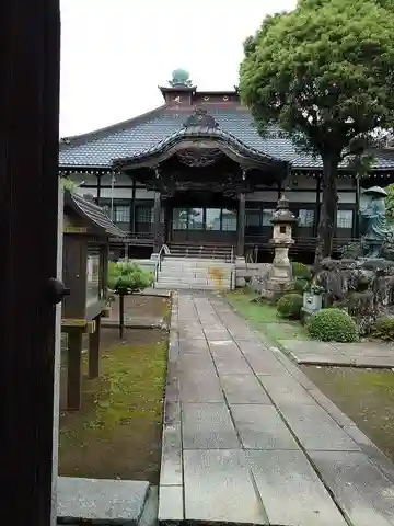 観音寺の本殿・本堂