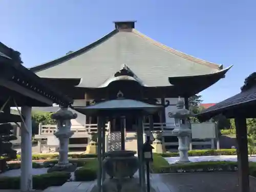 星谷寺の本殿・本堂