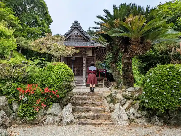 阿弥陀寺の本殿・本堂