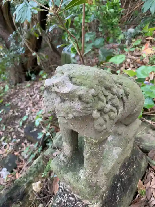 蓬島弁財天の狛犬