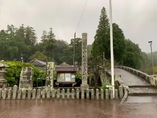 西寒多神社の建物その他