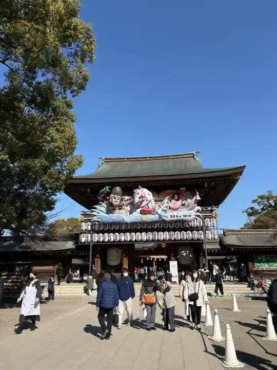 寒川神社の{uncategorized: "未分類", other: "その他", undefined: "問題あり", building: "その他建物", grave: "お墓", sacred_gate: "鳥居", guardian: "狛犬", statue: "像", buddha: "仏像", history: "歴史", nature: "自然", garden: "庭園", animal: "動物", pagoda: "塔", temizu: "手水舎", mountain_gate: "山門・神門", sanctuary: "本殿・本堂", subordinate: "末社・摂社", art: "芸術", scenery: "景色", jizo: "地蔵", ema: "絵馬", goshuin: "御朱印", omikuji: "おみくじ", items: "授与品その他", amulet: "お守り", goshuincho: "御朱印帳", eats: "食事", festival: "お祭り", votive_dance: "神楽", shichigosan: "七五三参", wedding: "結婚式", experience: "体験その他", initially: "初詣", around: "周辺", anti_infection: "感染症対策"}