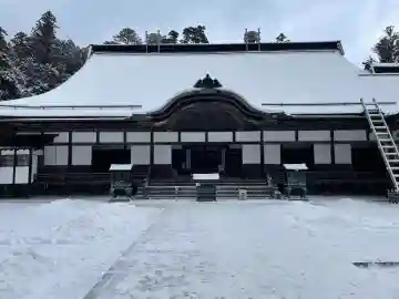 高野山金剛峯寺の{uncategorized: "未分類", other: "その他", undefined: "問題あり", building: "その他建物", grave: "お墓", sacred_gate: "鳥居", guardian: "狛犬", statue: "像", buddha: "仏像", history: "歴史", nature: "自然", garden: "庭園", animal: "動物", pagoda: "塔", temizu: "手水舎", mountain_gate: "山門・神門", sanctuary: "本殿・本堂", subordinate: "末社・摂社", art: "芸術", scenery: "景色", jizo: "地蔵", ema: "絵馬", goshuin: "御朱印", omikuji: "おみくじ", items: "授与品その他", amulet: "お守り", goshuincho: "御朱印帳", eats: "食事", festival: "お祭り", votive_dance: "神楽", shichigosan: "七五三参", wedding: "結婚式", experience: "体験その他", initially: "初詣", around: "周辺", anti_infection: "感染症対策"}