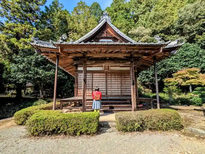 賑済寺の本殿・本堂