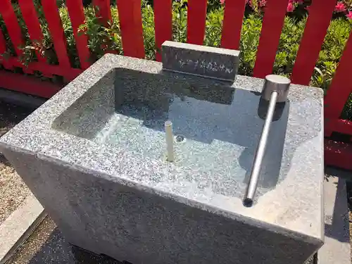 アクアシティお台場神社の手水舎