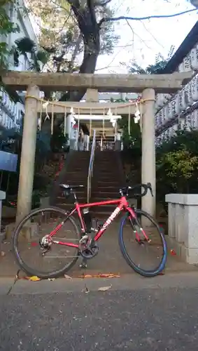 駒込妙義神社の鳥居