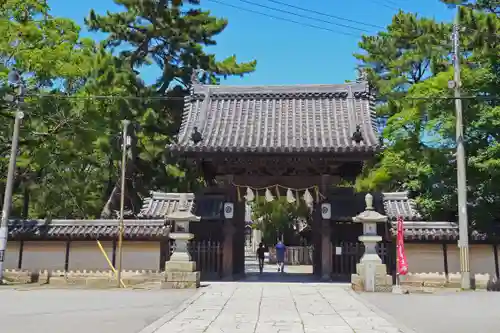 高砂神社の山門・神門