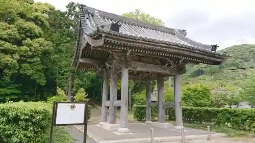 興国寺の山門